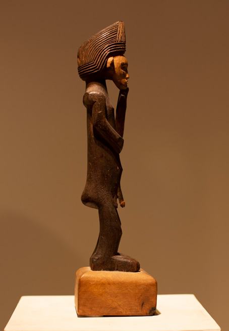 Antiquités africaines |  Statue Tshokwe - République démocratique du Congo | Trois quart  