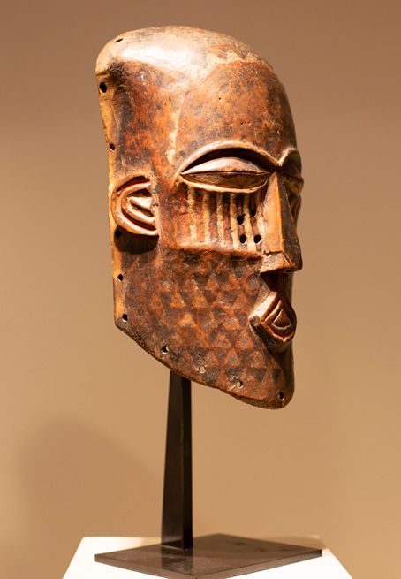 Antiquités africaines | Masque KUBA République démocratique du Congo | Profil droite  