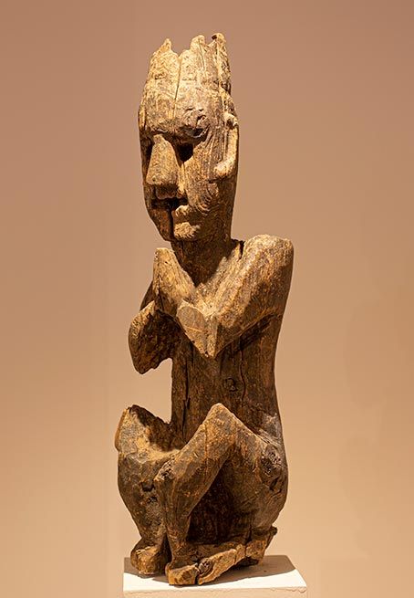 Antiquités Asiatiques | Statue Basses montagnes - Népal | trois quart droit