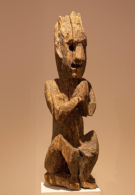 Antiquités Asiatiques | Statue Basses montagnes - Népal | trois quart gauche  